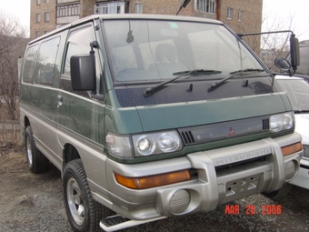 1998 Mitsubishi Delica