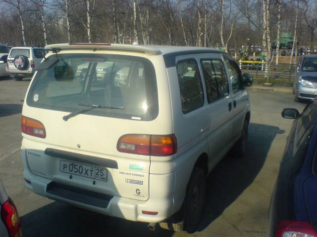 1998 Mitsubishi Delica