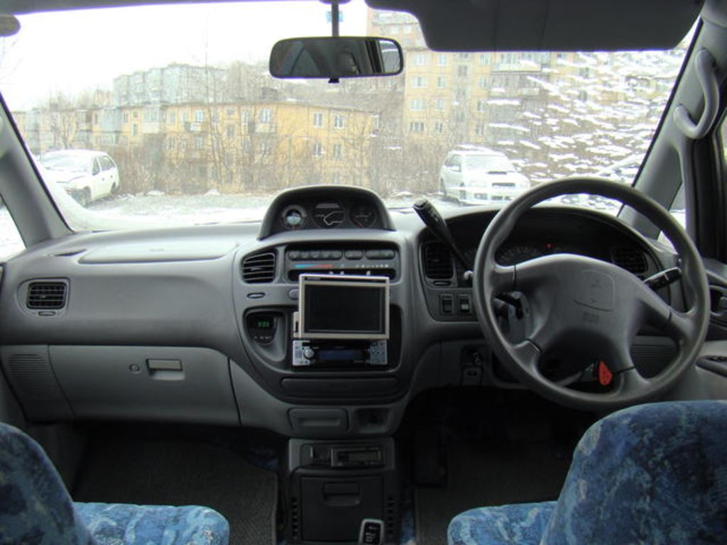 1998 Mitsubishi Delica