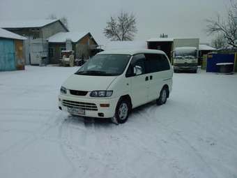 1998 Mitsubishi Delica