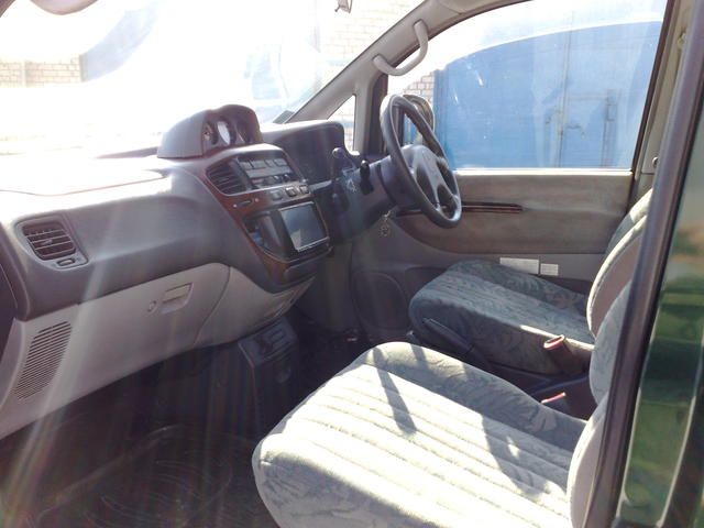 1998 Mitsubishi Delica