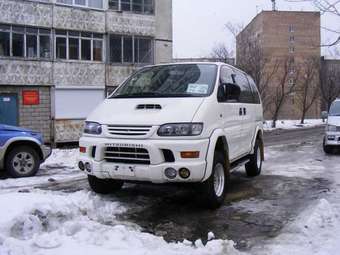1998 Mitsubishi Delica