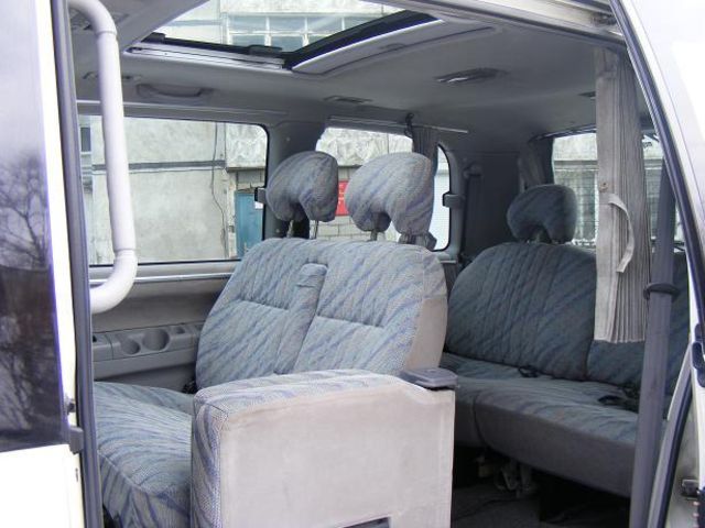 1998 Mitsubishi Delica