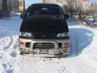 1998 Mitsubishi Delica