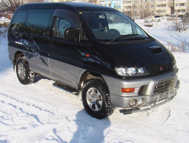 1998 Mitsubishi Delica