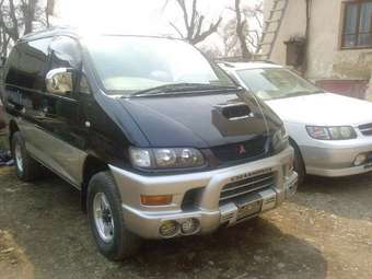 1998 Mitsubishi Delica