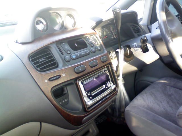 1998 Mitsubishi Delica