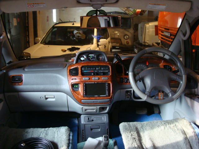 1998 Mitsubishi Delica