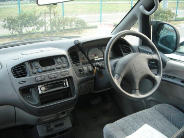 1998 Mitsubishi Delica Pictures