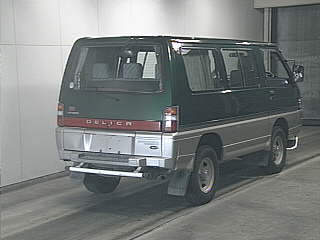 1998 Mitsubishi Delica Pictures