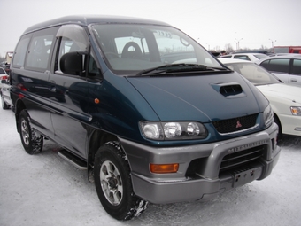 1998 Mitsubishi Delica
