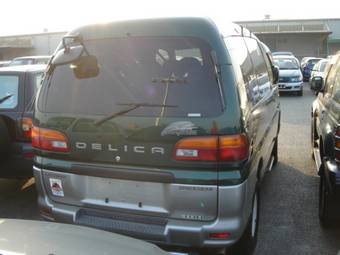 1998 Mitsubishi Delica Pictures