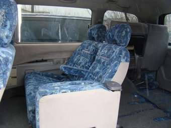 1998 Mitsubishi Delica Pictures