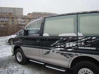 1998 Mitsubishi Delica Photos