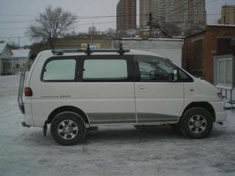 1998 Mitsubishi Delica For Sale