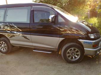 1998 Mitsubishi Delica Wallpapers