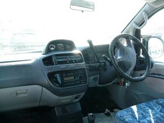 1998 Mitsubishi Delica Pics