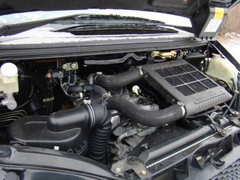 1998 Mitsubishi Delica Pictures