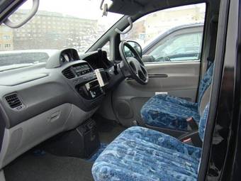 1998 Mitsubishi Delica Photos