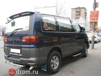 1998 Mitsubishi Delica Pictures