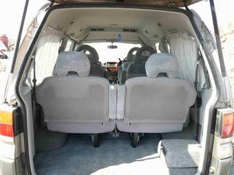 1998 Mitsubishi Delica Pictures