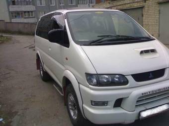 1998 Mitsubishi Delica Pictures