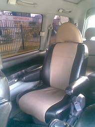 1998 Mitsubishi Delica Pictures