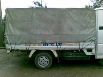 1998 Mitsubishi Delica Photos