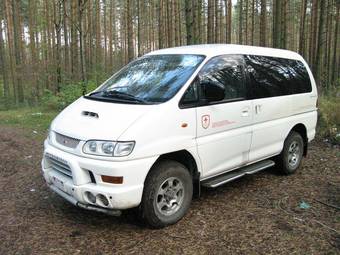 1998 Mitsubishi Delica For Sale