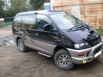 1998 Mitsubishi Delica For Sale