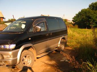 1998 Mitsubishi Delica Pics