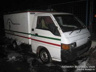 1998 Mitsubishi Delica Pics