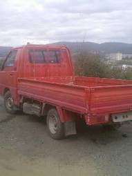 1998 Mitsubishi Delica Pictures