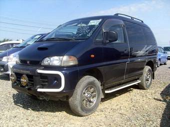1998 Mitsubishi Delica Images