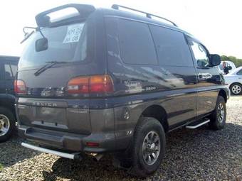 1998 Mitsubishi Delica Pictures