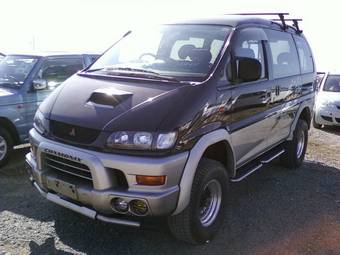 1998 Mitsubishi Delica