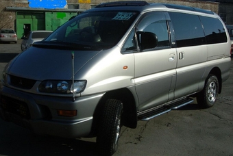 1999 Mitsubishi Delica