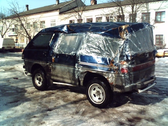 1999 Mitsubishi Delica