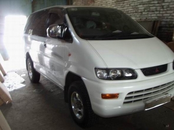 1999 Mitsubishi Delica