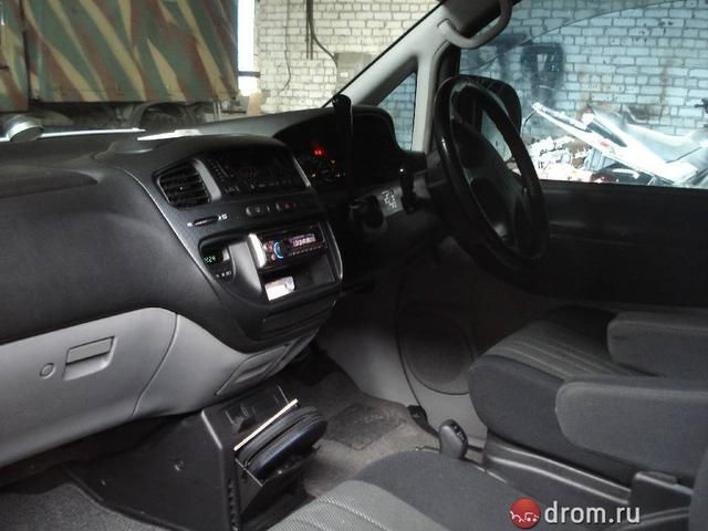 1999 Mitsubishi Delica