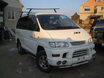 1999 Mitsubishi Delica