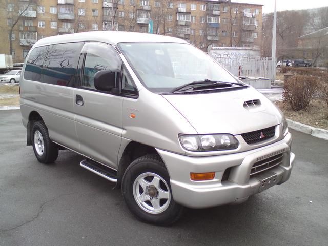 1999 Mitsubishi Delica