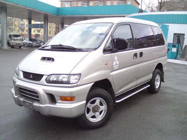 1999 Mitsubishi Delica