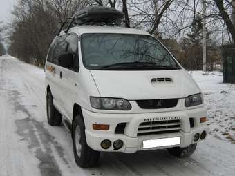 1999 Mitsubishi Delica