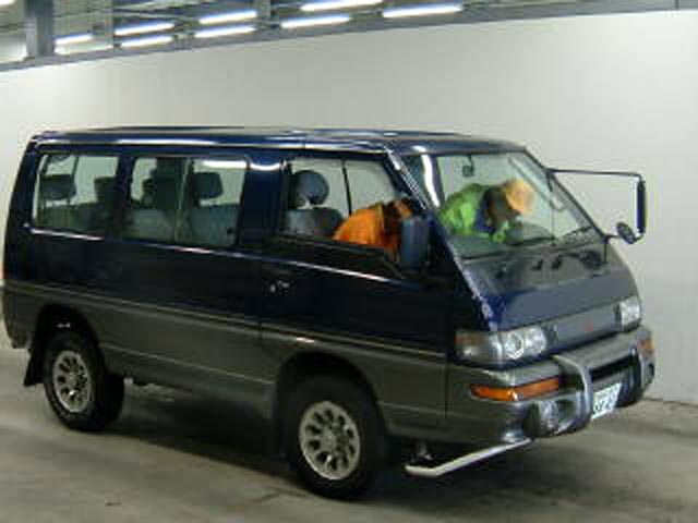 1999 Mitsubishi Delica Wallpapers