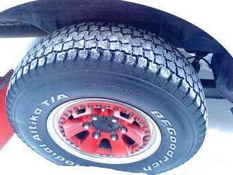 1999 Mitsubishi Delica Photos