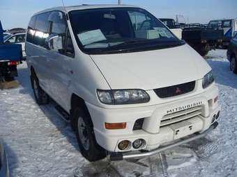 1999 Mitsubishi Delica Wallpapers