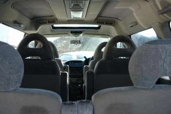1999 Mitsubishi Delica Pictures