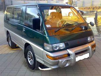 1999 Mitsubishi Delica Pics