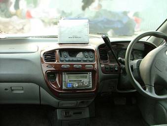 1999 Mitsubishi Delica For Sale